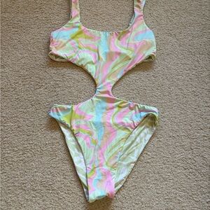 Women’s Roxy Medium Pastel Swirl Cutout Swimsuit (monokini)